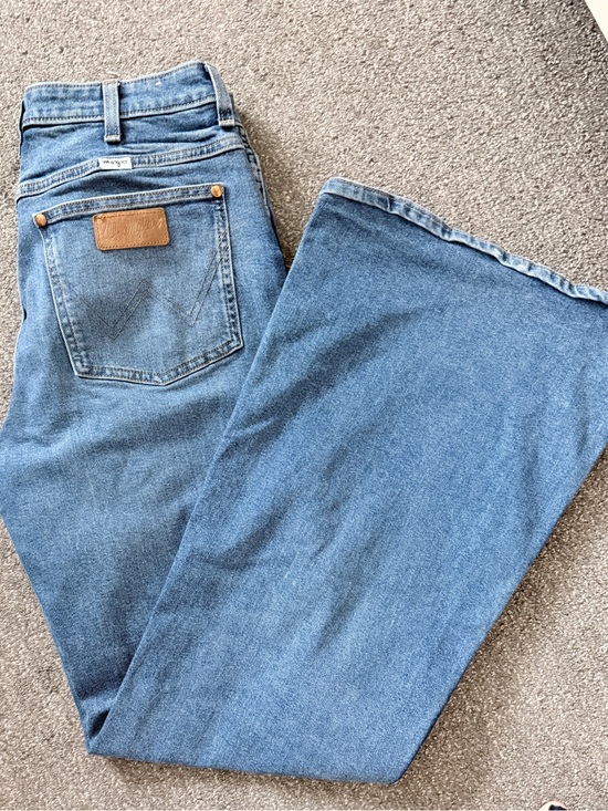 Wrangler Denim - Wrangler High-Rise flare Leg Women’s Jeans - Blue